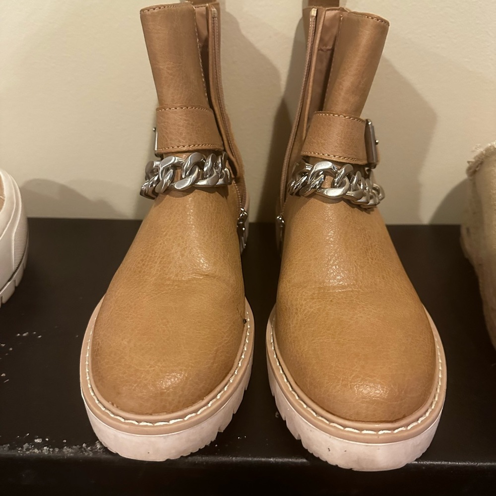 Chain ankle boot - Picture 2 of 5